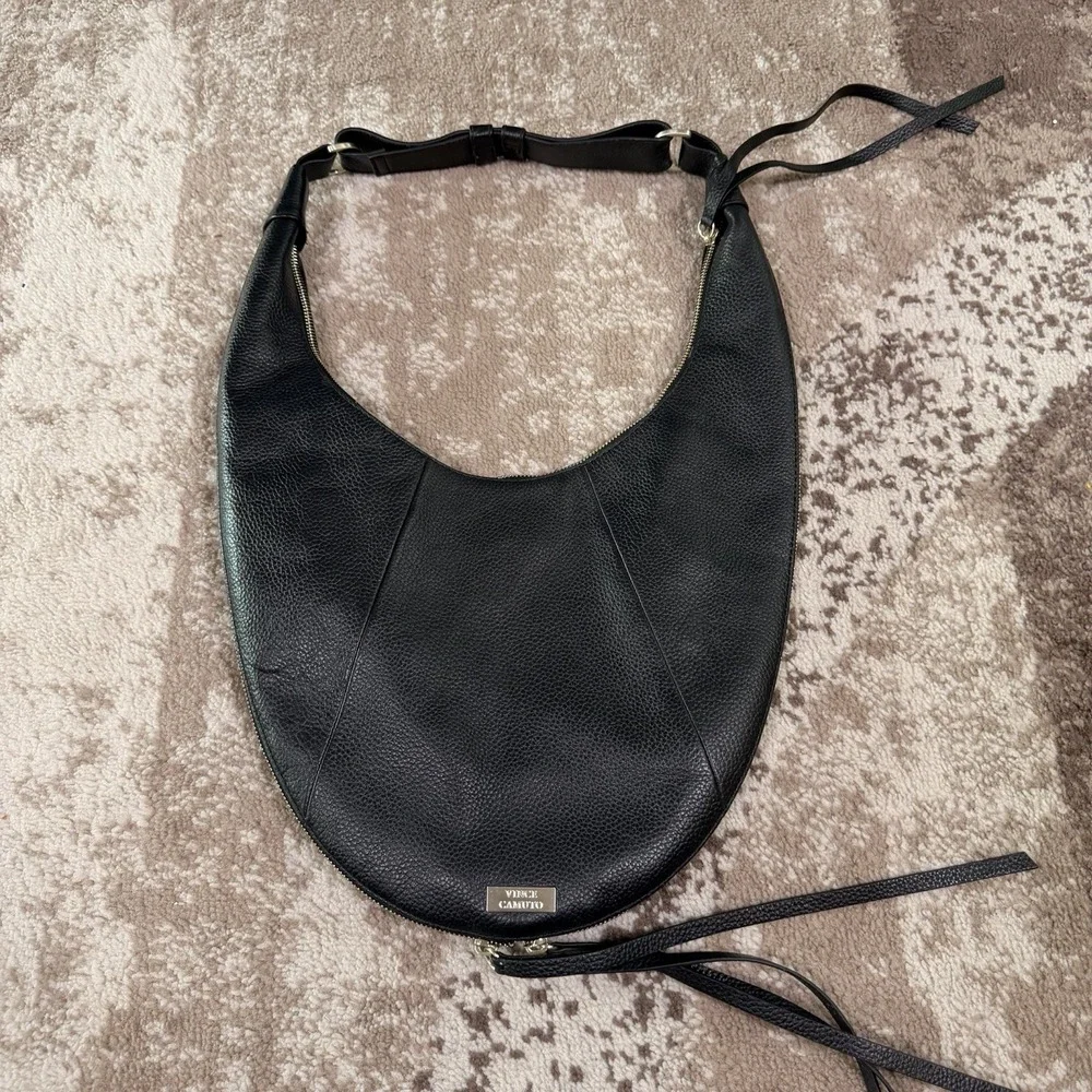 Vince Camuto Raihn Black Leather Hobo Bag Purse Zip Handle